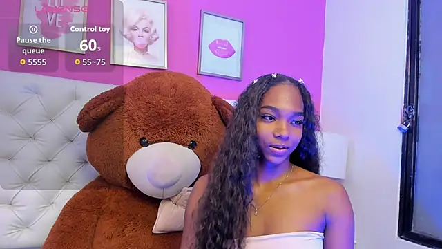 Snapshot of BrittanyWatson chatting on February 2026 01:01:02 AM BrittanyWatson online show from February 2026 01:01:02 AM