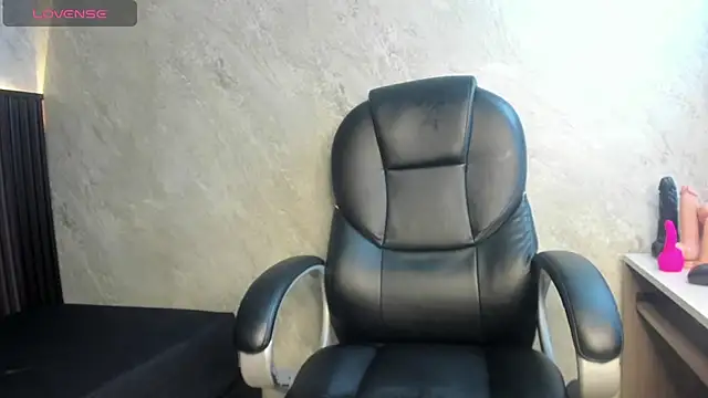 Snapshot of tanisha__lux chatting on January 2026 09:20:01 PM tanisha lux online show from January 2026 09:20:01 PM