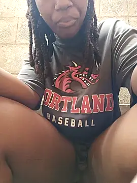 Snapshot of Bootyful_me chatting on February 2026 07:02:01 AM Bootyful me online show from February 2026 07:02:01 AM