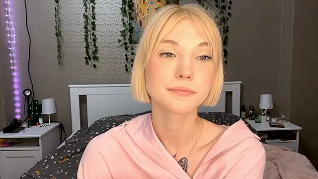 Snapshot of LlsabethHaze chatting on January 2026 07:11:01 PM LlsabethHaze online show from January 2026 07:11:01 PM