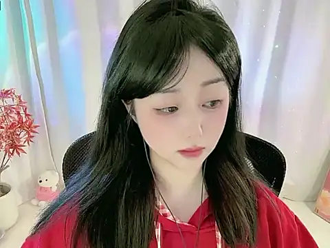 Snapshot of CLaire-5 chatting on January 2026 05:45:01 AM CLaire-5 online show from January 2026 05:45:01 AM