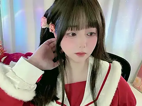 Snapshot of CLaire-5 chatting on February 2026 01:07:02 PM CLaire-5 online show from February 2026 01:07:02 PM