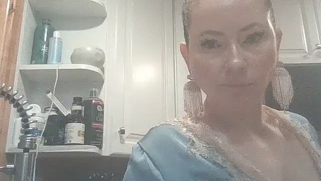 Snapshot of Felarune chatting on February 2026 05:17:02 AM Felarune online show from February 2026 05:17:02 AM