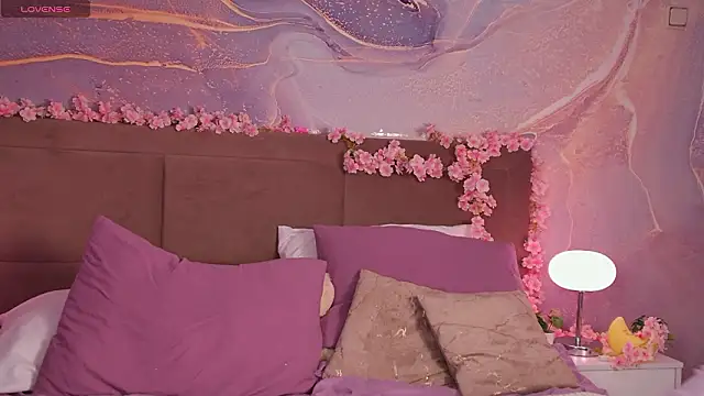 Snapshot of ScarletMarney chatting on February 2026 05:16:02 PM ScarletMarney online show from February 2026 05:16:02 PM