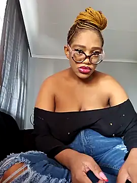 Snapshot of Sultrydiva1 chatting on January 2026 11:03:01 AM Sultrydiva1 online show from January 2026 11:03:01 AM