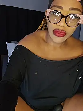 Snapshot of Sultrydiva1 chatting on February 2026 06:12:02 AM Sultrydiva1 online show from February 2026 06:12:02 AM