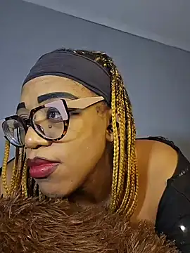 Snapshot of Sultrydiva1 chatting on February 2026 07:07:01 PM Sultrydiva1 online show from February 2026 07:07:01 PM