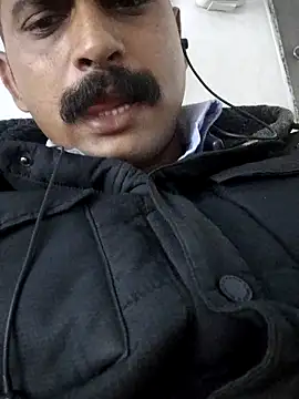 Snapshot of your_hot_dady chatting on March 2026 07:05:01 PM your hot dady online show from March 2026 07:05:01 PM