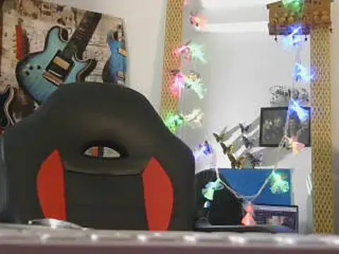 Snapshot of Farah837 chatting on February 2026 11:41:02 PM Farah837 online show from February 2026 11:41:02 PM