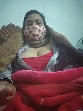 Snapshot of momo_loves chatting on January 2026 12:09:02 PM momo loves online show from January 2026 12:09:02 PM