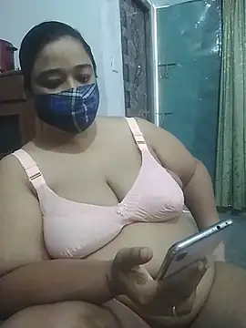 momo loves online show from April 2026 03:22:02 AM