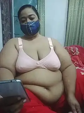 momo loves online show from April 2026 06:13:02 PM