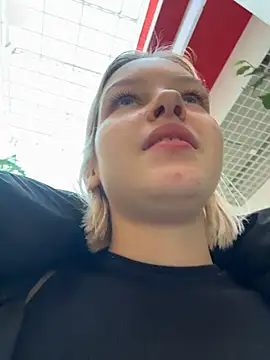 Snapshot of AshleyMur chatting on February 2026 05:30:01 AM AshleyMur online show from February 2026 05:30:01 AM