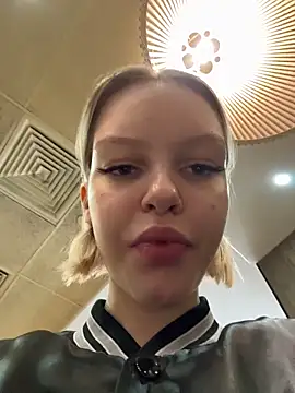 AshleyMur online show from April 2026 05:02:02 AM