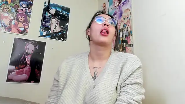 abril onnel online show from September 2025 07:13:02 PM