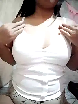 Snapshot of hel_lavente chatting on January 2026 01:57:02 PM hel lavente online show from January 2026 01:57:02 PM