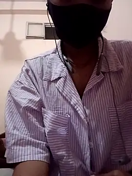 Snapshot of monika4455m chatting on January 2026 05:01:01 AM monika4455m online show from January 2026 05:01:01 AM