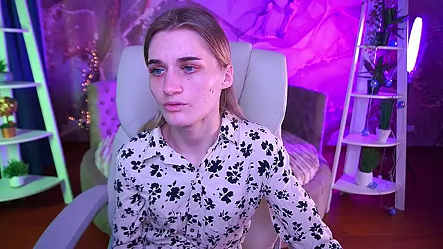 DiamondNina online show from March 2026 03:08:01 PM