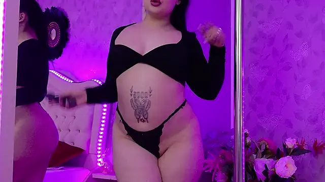 LunaXBabe online show from April 2026 01:41:02 PM