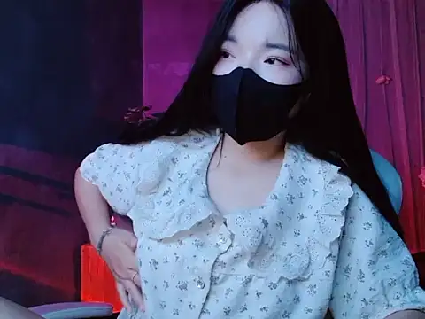 -Tamy- online show from February 2026 03:43:01 PM