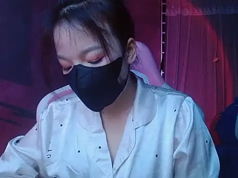 -Tamy- online show from March 2026 02:10:02 PM