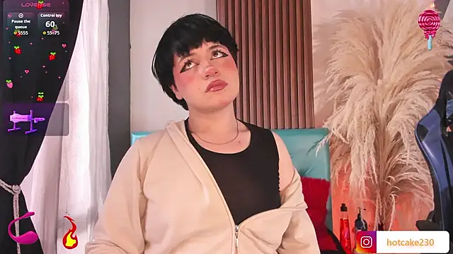 Snapshot of Hiddenhotcake chatting on February 2026 06:48:01 PM Hiddenhotcake online show from February 2026 06:48:01 PM