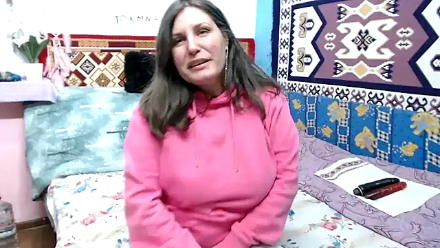 Snapshot of Adelinemilf chatting on February 2026 11:50:01 AM Adelinemilf online show from February 2026 11:50:01 AM