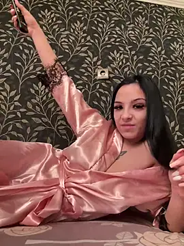 Snapshot of Evelin199 chatting on February 2026 03:05:02 PM Evelin199 online show from February 2026 03:05:02 PM