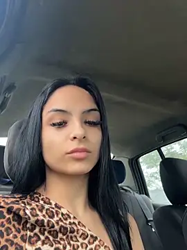 Evelin199 online show from May 2026 03:11:01 PM