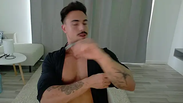 Master Lukas online show from May 2026 04:04:02 PM
