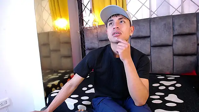 Maik Russo online show from February 2026 01:49:02 PM