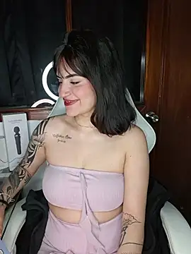 Snapshot of kuritto_ chatting on January 2026 02:06:02 AM kuritto online show from January 2026 02:06:02 AM