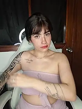 Snapshot of kuritto_ chatting on January 2026 02:05:02 AM kuritto online show from January 2026 02:05:02 AM