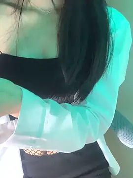 Snapshot of Rinrin_06 chatting on January 2026 05:11:02 AM Rinrin 06 online show from January 2026 05:11:02 AM