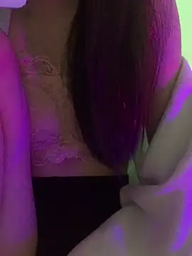 Snapshot of Rinrin_06 chatting on February 2026 04:17:02 AM Rinrin 06 online show from February 2026 04:17:02 AM