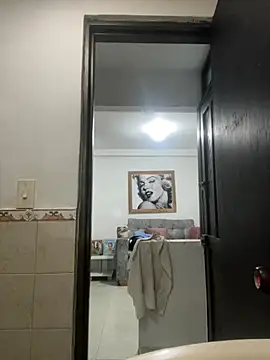 Violett hott  online show from May 2026 11:29:01 AM