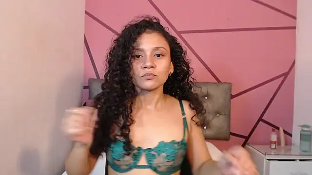 Little18Doll online show from May 2026 09:54:02 PM