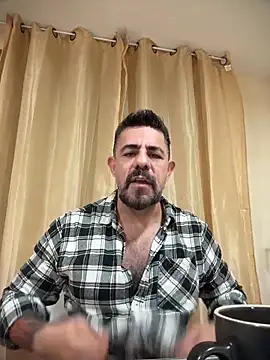 wolfbucker online show from May 2026 04:19:02 AM