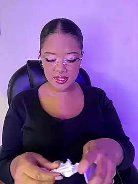 Snapshot of Antonella_03s chatting on January 2026 08:47:01 PM Antonella 03s online show from January 2026 08:47:01 PM