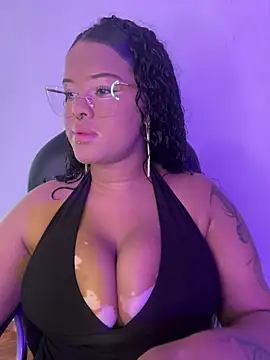 Snapshot of Antonella_03s chatting on January 2026 08:12:01 PM Antonella 03s online show from January 2026 08:12:01 PM