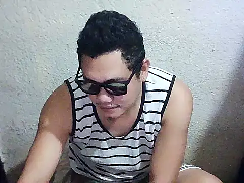 Snapshot of UrAsianGuy90 chatting on February 2026 04:05:02 AM UrAsianGuy90 online show from February 2026 04:05:02 AM