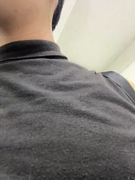 Iamcami  online show from March 2026 06:47:01 PM