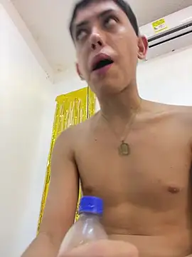 Iamcami  online show from March 2026 07:07:01 PM