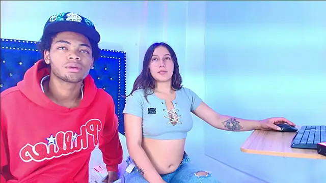 Cristal and luke online show from May 2026 03:24:02 AM