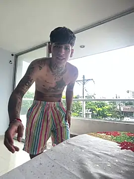 Snapshot of Sam_33_sexy_27 chatting on February 2026 07:20:02 PM Sam 33 sexy 27 online show from February 2026 07:20:02 PM