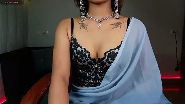 SugarAura online show from May 2026 05:17:02 PM