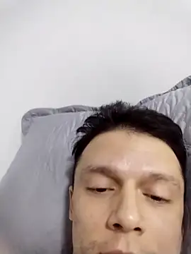 RAFAELQUINTEROSCAVALHEI online show from April 2026 02:56:01 PM