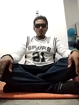 Huevosdtoro online show from February 2026 06:40:02 AM