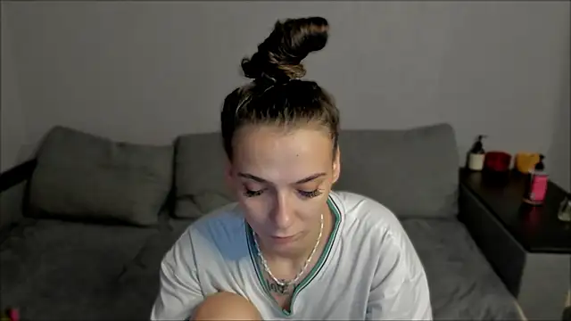 AnnaMized online show from February 2026 01:37:02 AM