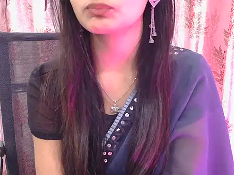 Snapshot of sweet_riyaaa chatting on February 2026 05:17:01 AM sweet riyaaa online show from February 2026 05:17:01 AM